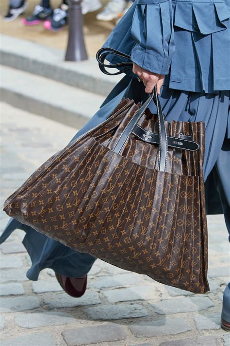 louis vuitton bags spring 2020|louis vuitton dresses 2020.